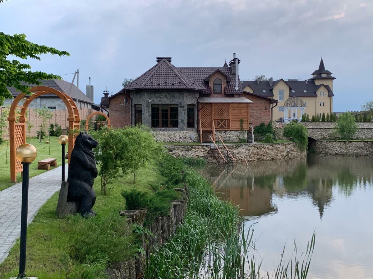 Готельно-Ресторанний Комплекс Прованс Парк Pochaiv Eksteriør billede